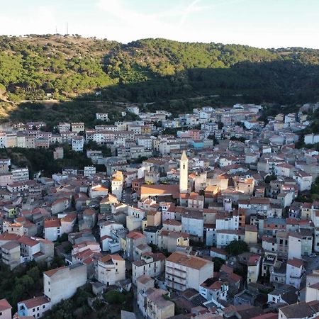 B&B Sa Zodia Guest House Bitti Exterior foto