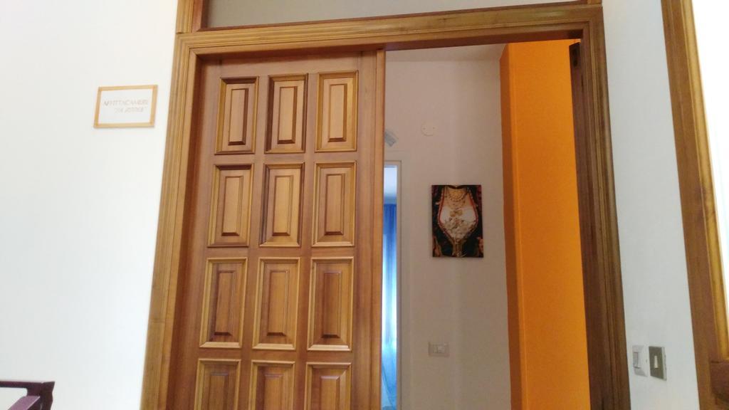 B&B Sa Zodia Guest House Bitti Exterior foto