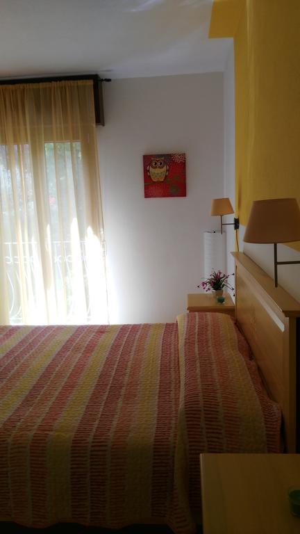 B&B Sa Zodia Guest House Bitti Exterior foto